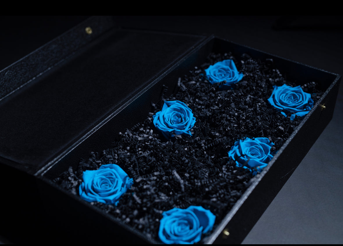 BLUE FOREVER ROSES