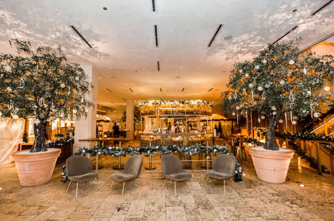 HOLIDAY DECOR