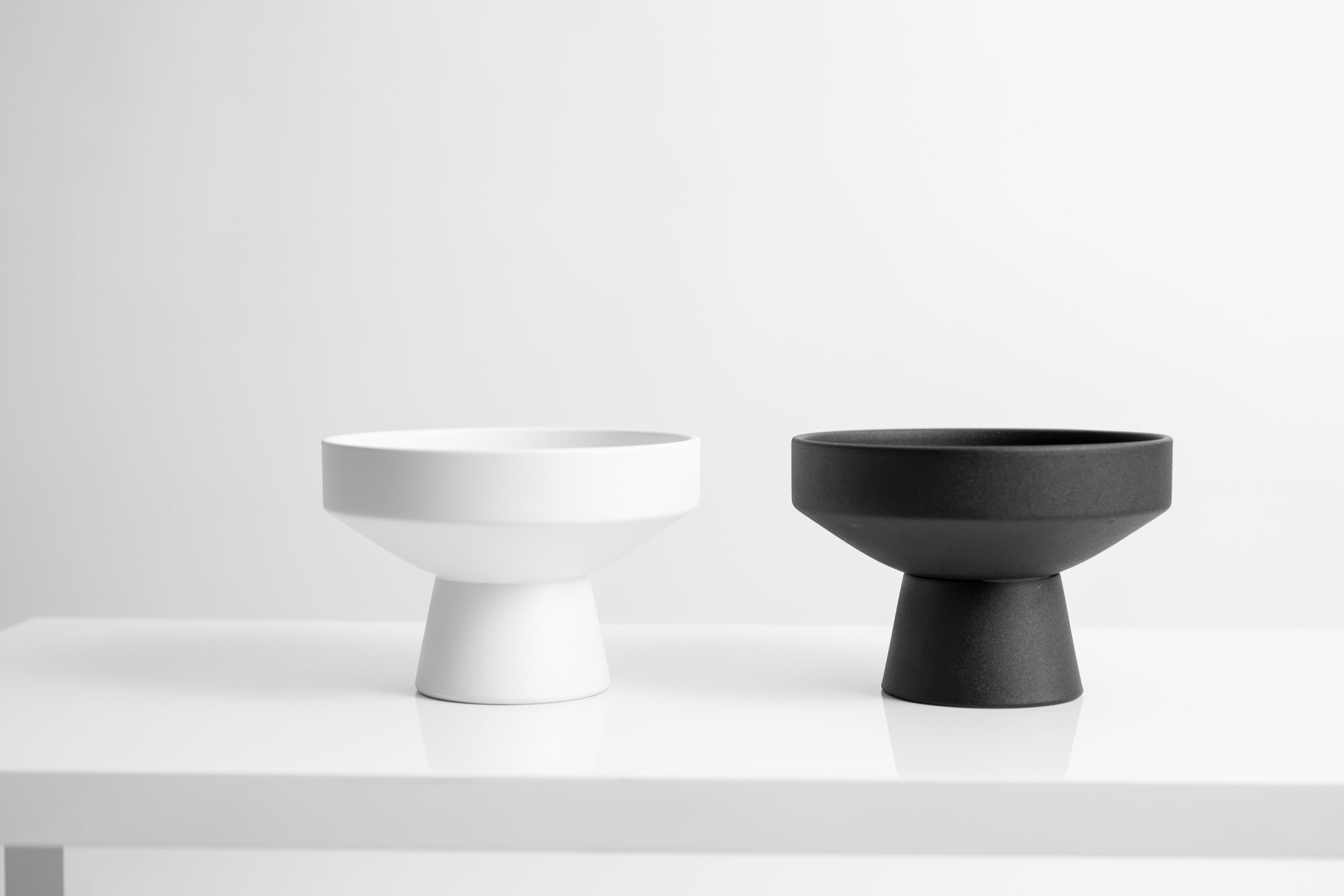 Onyx Pedestal Bowl: Modern Matte Planter & Floral Vessel