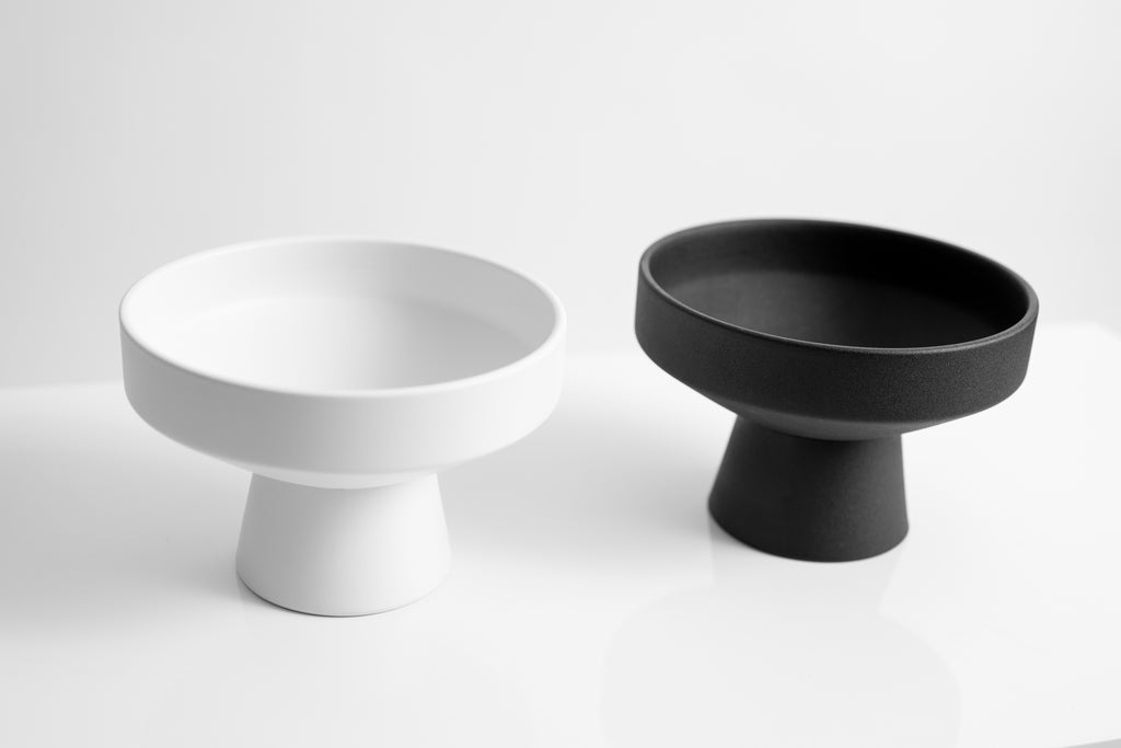 Onyx Pedestal Bowl: Modern Matte Planter & Floral Vessel